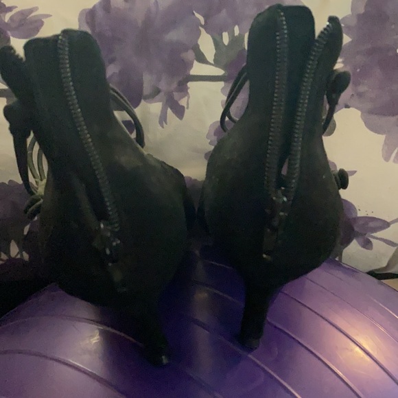 Nine West Black Suede Formal Heels - Picture 5 of 5